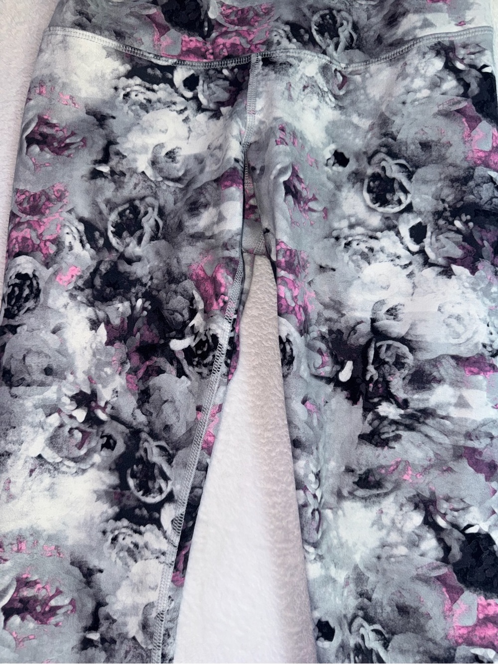 Lululemon Wunder Train HR Tight Pockets 25 Print 4 - Picture 4 of 15